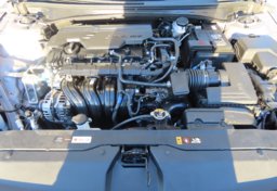 2025 Hyundai ELANTRA Limited - Image 37