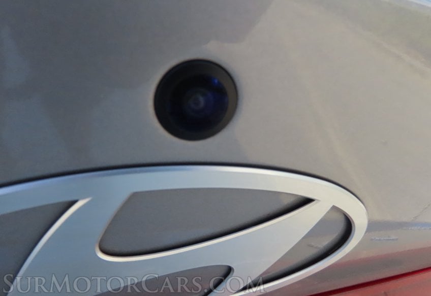 2025 Hyundai ELANTRA Limited - Image 43