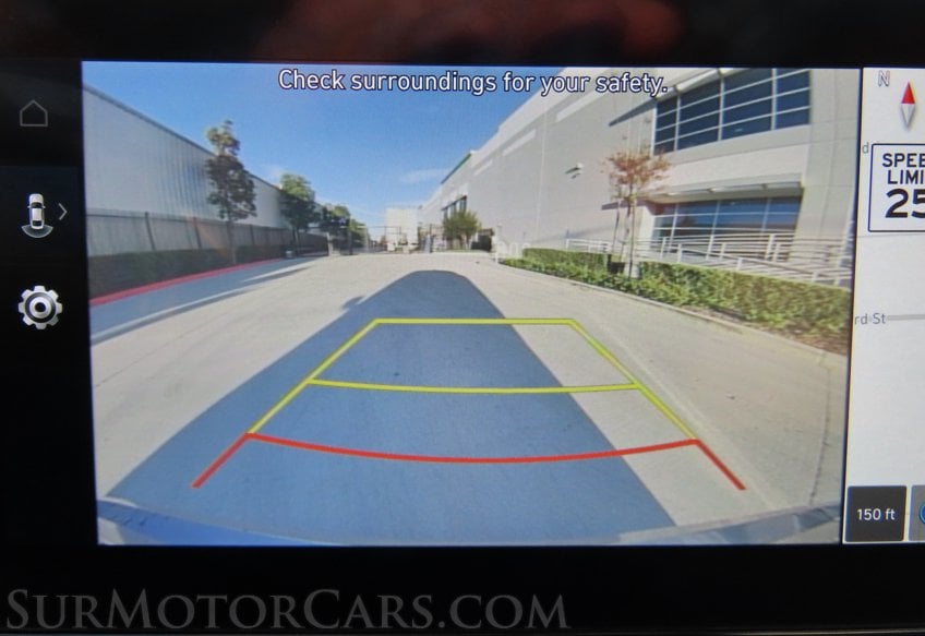 2025 Hyundai ELANTRA Limited - Image 12