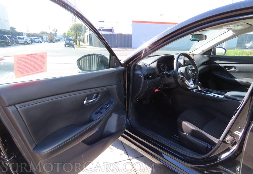 2020 Nissan Sentra - Image 20