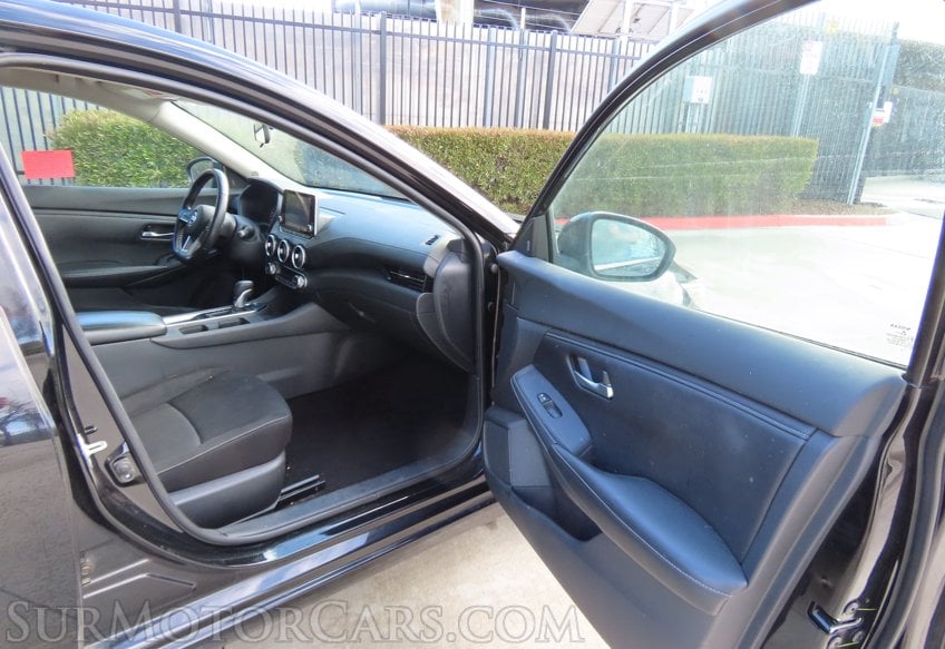 2020 Nissan Sentra - Image 21