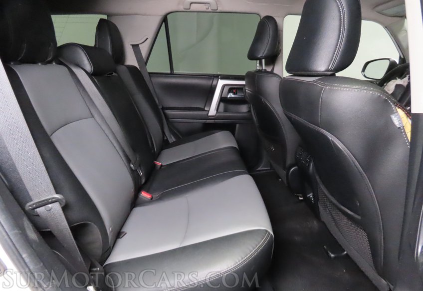 2022 Toyota 4Runner Premium - Image 34