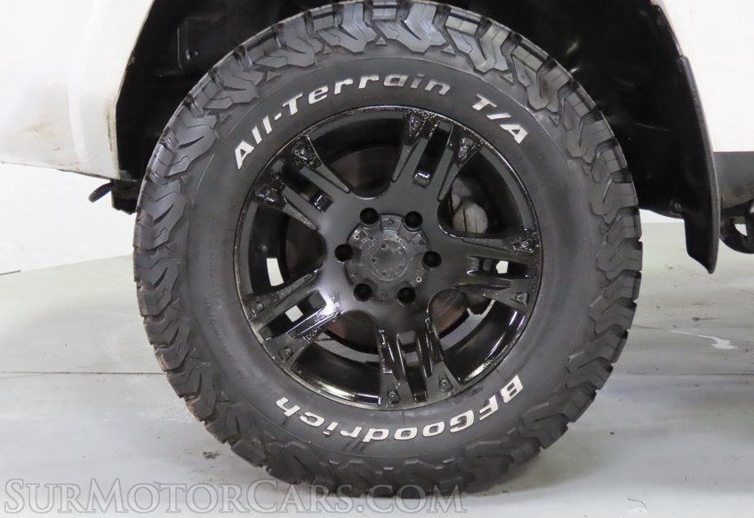 2022 Toyota 4Runner Premium - Image 15