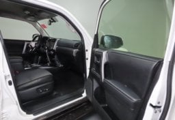 2022 Toyota 4Runner Premium - Image 35