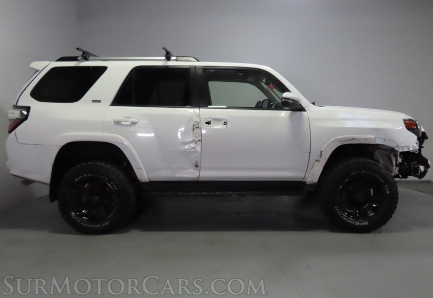 2022 Toyota 4Runner Premium - Image 6