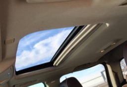 2017 Chevrolet Silverado 1500 High Country - Image 61