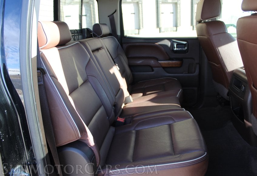 2017 Chevrolet Silverado 1500 High Country - Image 41