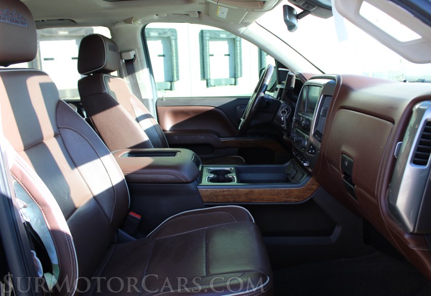 2017 Chevrolet Silverado 1500 High Country - Image 40