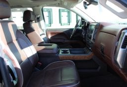 2017 Chevrolet Silverado 1500 High Country - Image 40