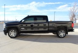 2017 Chevrolet Silverado 1500 High Country - Image 11