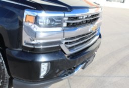 2017 Chevrolet Silverado 1500 High Country - Image 17