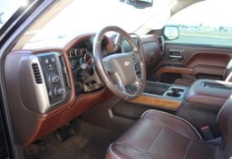 2017 Chevrolet Silverado 1500 High Country - Image 37