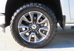 2020 Chevrolet Silverado 1500 RST - Image 47