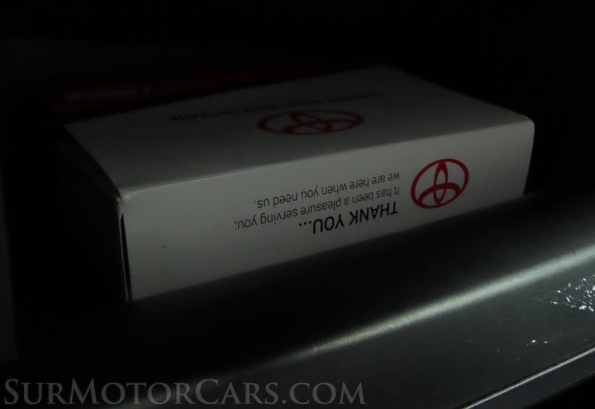 2022 Toyota Corolla Cross LE - Image 40