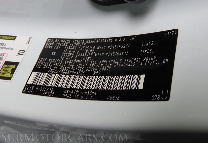 2022 Toyota Corolla Cross LE - Image 34