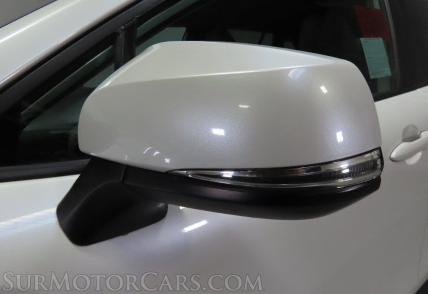 2022 Toyota Corolla Cross LE - Image 22