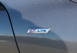 2025 Ford Escape AWD ST - Image 27