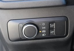 2025 Ford Escape AWD ST - Image 53