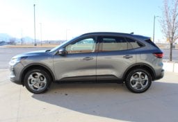 2025 Ford Escape AWD ST - Image 12