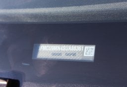 2025 Ford Escape AWD ST - Image 62