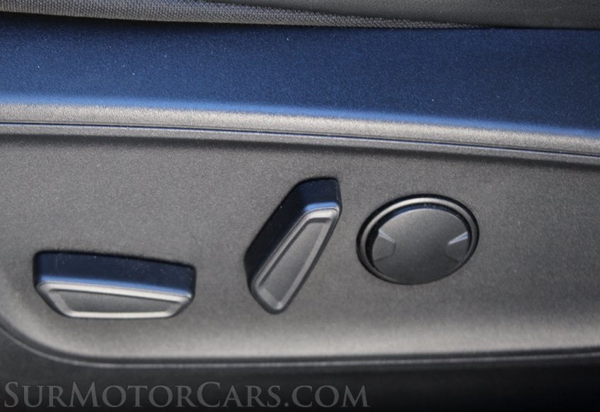 2025 Ford Escape AWD ST - Image 54