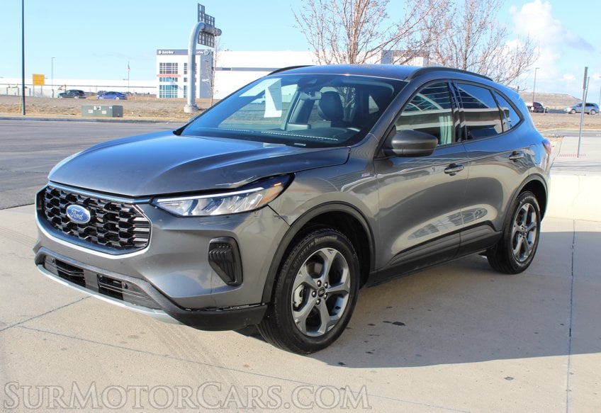 2025 Ford Escape AWD ST - Image 3