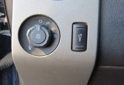 2011 Ford F-250 Super Duty LARIAT - Image 20