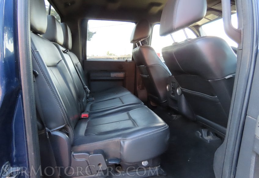 2011 Ford F-250 Super Duty LARIAT - Image 44