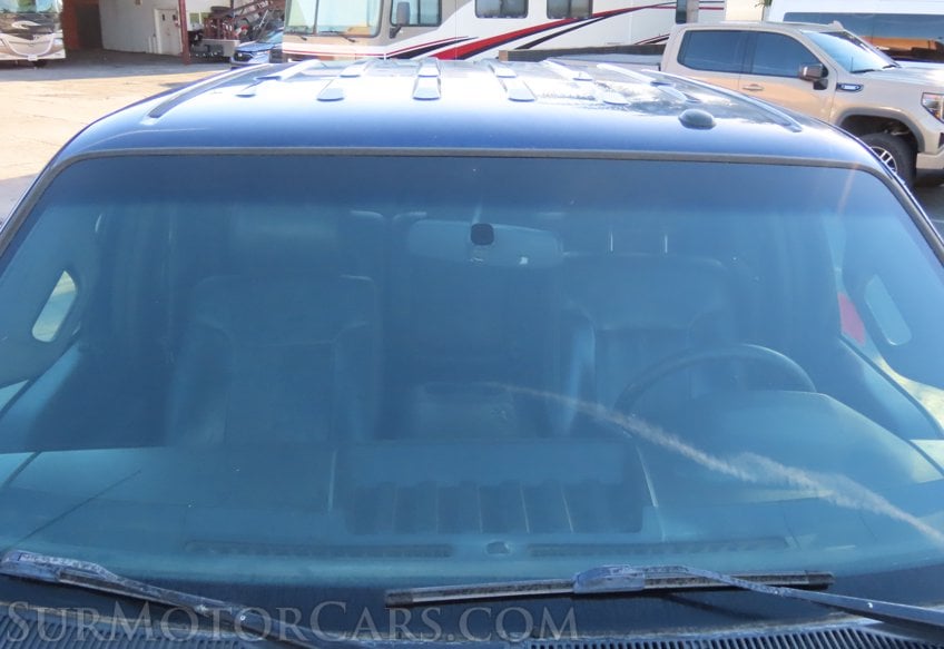 2011 Ford F-250 Super Duty LARIAT - Image 30