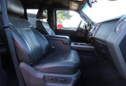 2011 Ford F-250 Super Duty LARIAT - Image 45