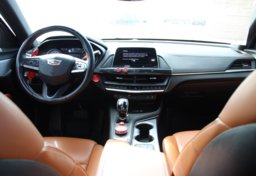 2021 Cadillac CT4 Premium Luxury - Image 26