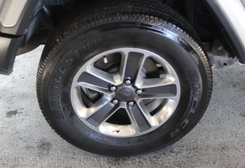 2020 Jeep Wrangler Sahara - Image 54