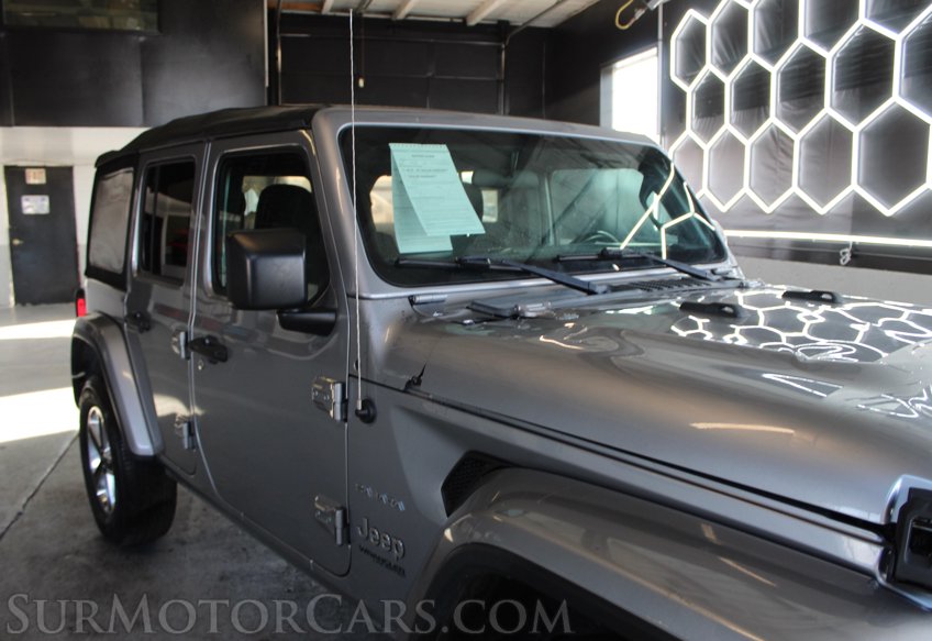 2020 Jeep Wrangler Sahara - Image 17