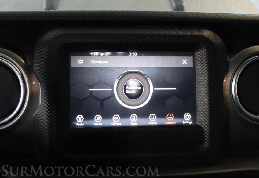 2020 Jeep Wrangler Sahara - Image 38