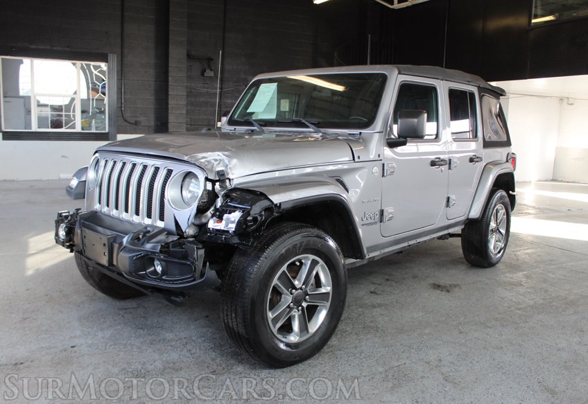 2020 Jeep Wrangler Sahara - Image 4