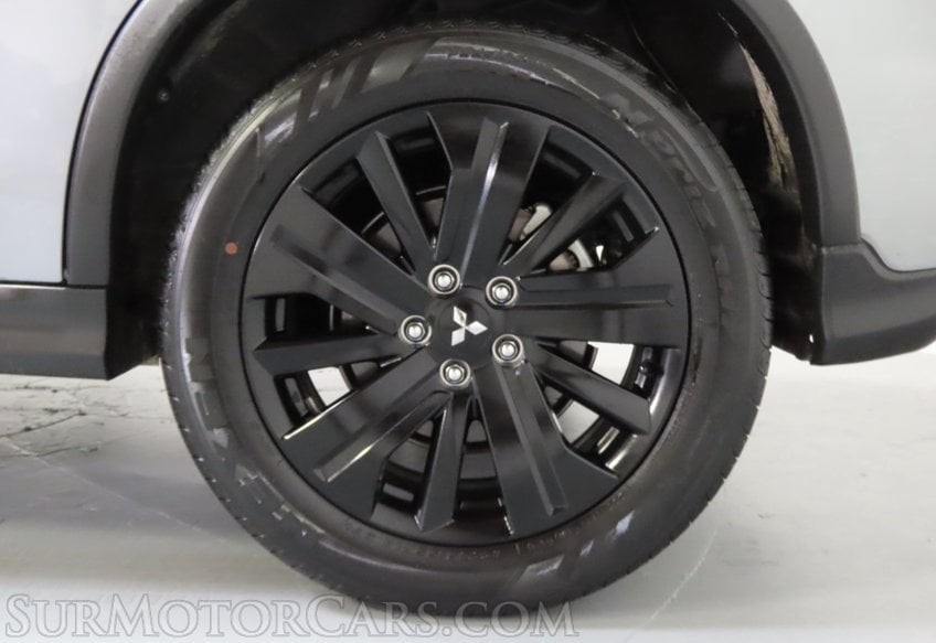 2025 Mitsubishi Outlander Sport - Image 28