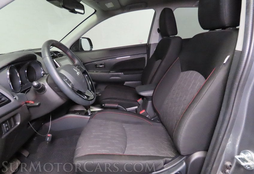 2025 Mitsubishi Outlander Sport - Image 22