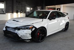 2025 Honda Civic Type R - Image 2