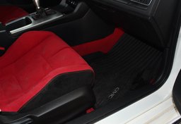 2025 Honda Civic Type R - Image 33