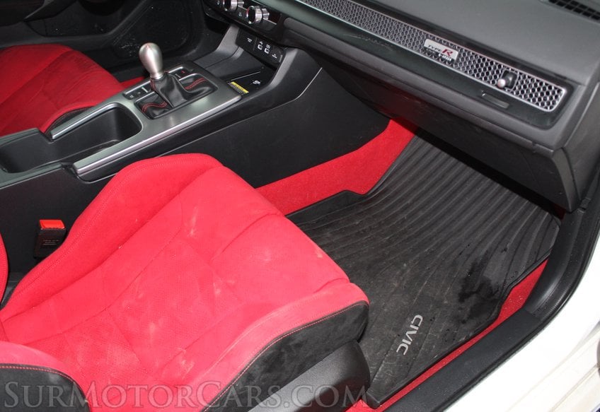 2025 Honda Civic Type R - Image 31