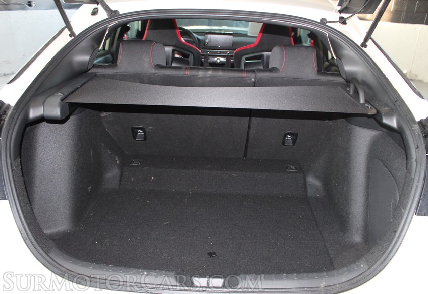 2025 Honda Civic Type R - Image 38