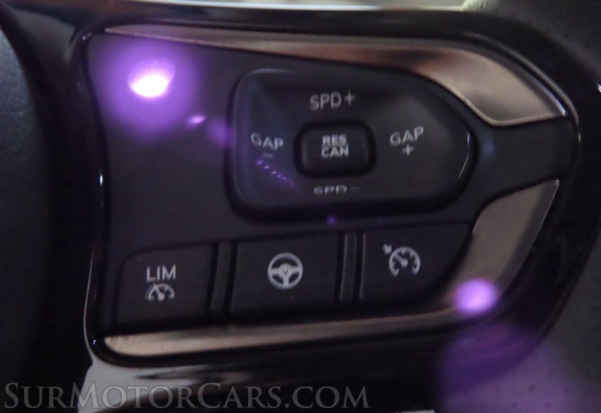 2024 Vinfast VF8 ECO - Image 30