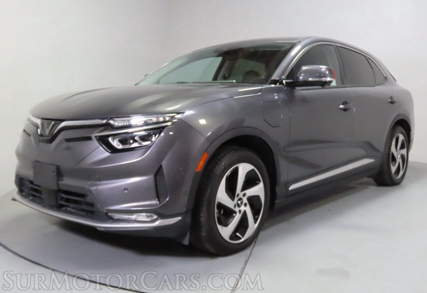 2024 Vinfast VF8 ECO - Image 4