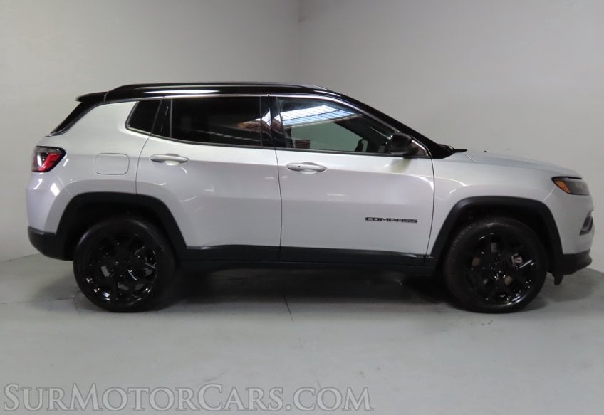 2025 Jeep Compass Limited - Image 11