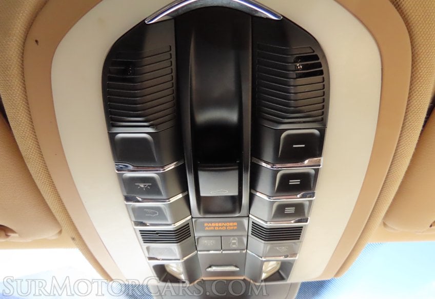 2011 Porsche Cayenne - Image 17