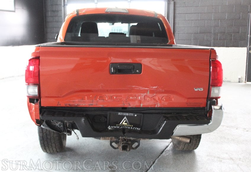 2016 Toyota Tacoma - Image 13