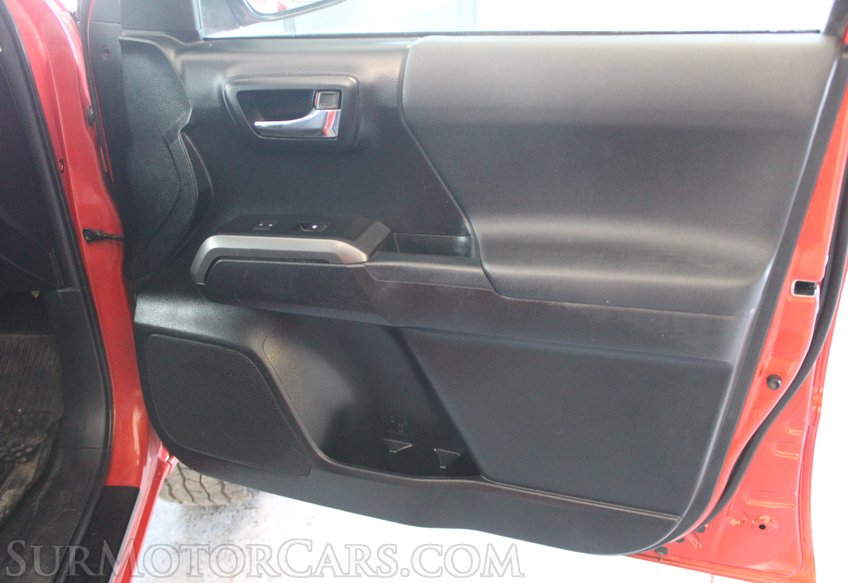 2016 Toyota Tacoma - Image 44