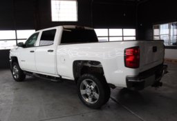 2016 Chevrolet Silverado 2500HD 4x4 - Image 6