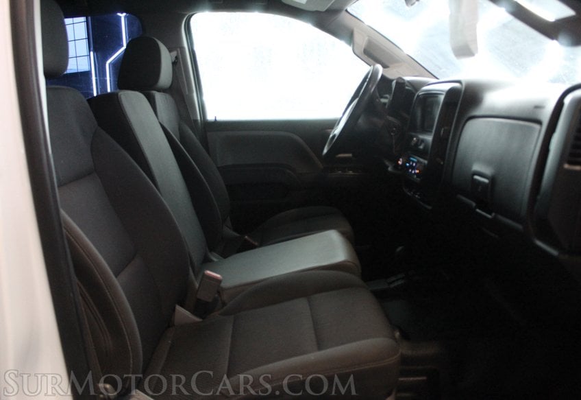 2016 Chevrolet Silverado 2500HD 4x4 - Image 28