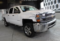 2016 Chevrolet Silverado 2500HD 4x4 - Image 1